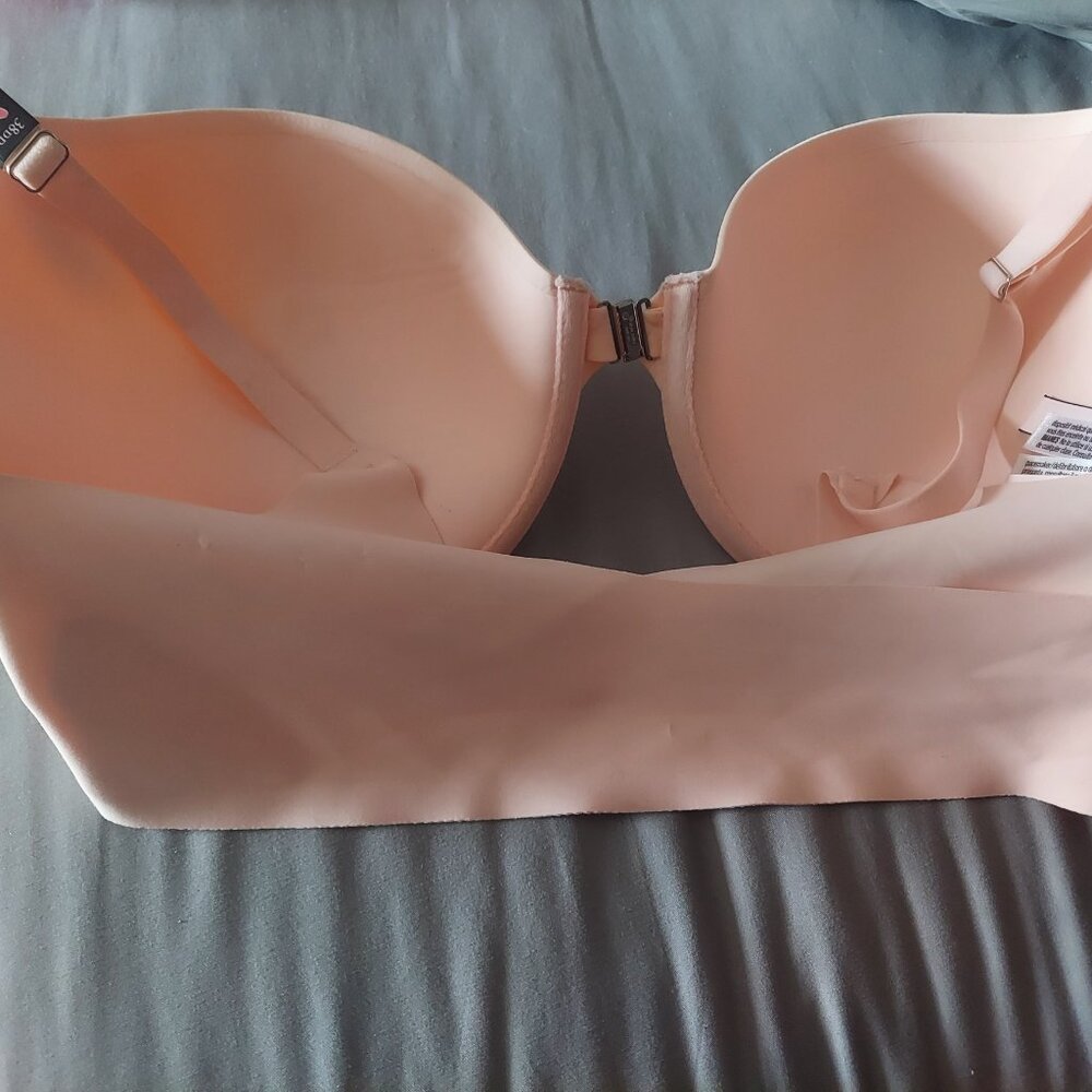 38DD Victoria's secret bra bundle of 3 - Picture 8 of 11